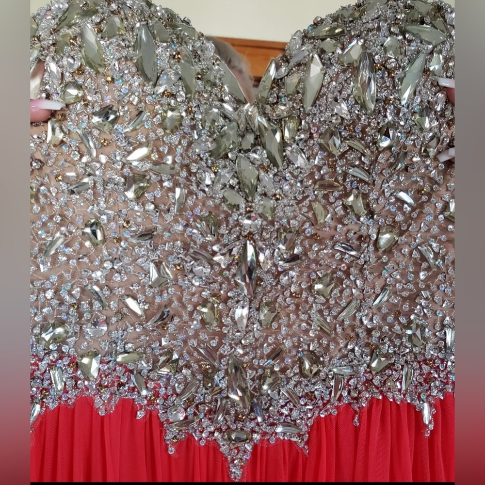 beautiful pink/coral prom dress never worn